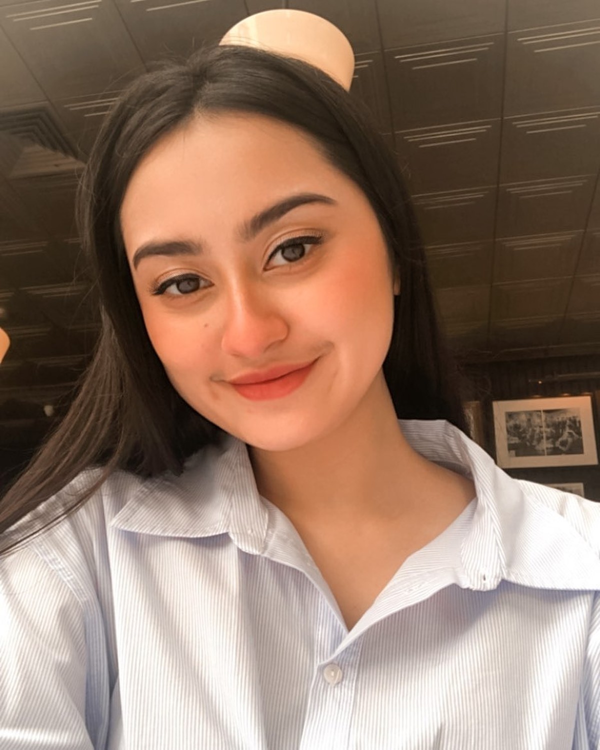 Putus dengan Amanda Manopo Billy Syahputra dikabarkan tengah dekat dengan Memes Prameswari&period; Siapakah Memes Prameswari&quest; Yuk kita intip sosoknya&excl;