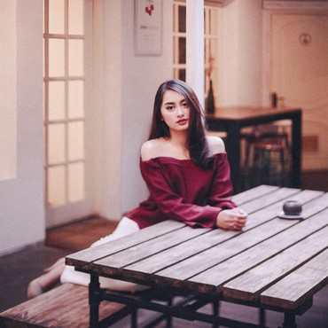 Memes Prameswari Pesinden Cantik yang Lagi Dekat dengan Billy Syahputra