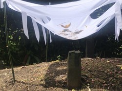 Kuburan Tanpa Nama Meninggi 1,5 Meter di Sumbar Dipasangi Kain Putih
