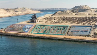 Kapal Kargo Muatan Jagung Mogok, Terusan Suez Sempat Macet