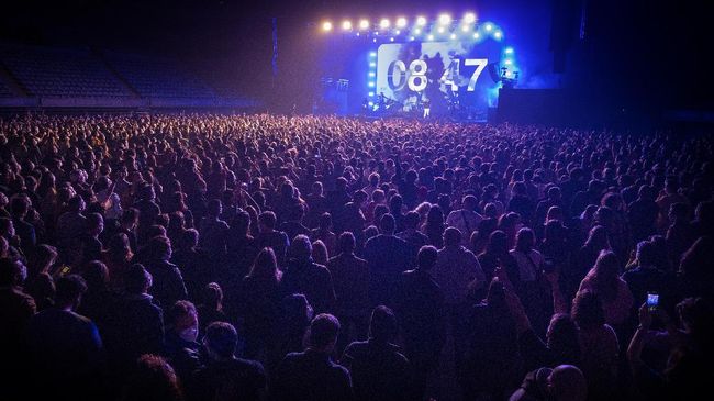 Pemerintah Korea Selatan resmi memulai pelonggaran pembatasan sosial terhadap acara kebudayaan seperti konser musik dan kegiatan olahraga hari ini (14/6).