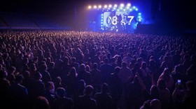 Korsel Longgarkan Pembatasan Sosial Konser Musik