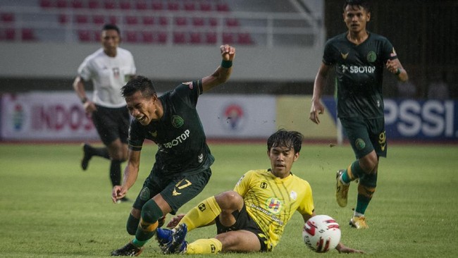 Barito Putera memiliki peluang menang atas Persija Jakarta dalam babak perempat final Piala Menpora 2021 di Stadion Kanjuruhan, Sabtu (10/4).
