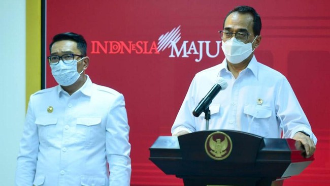 Kemenhub akan menerapkan ganjil genap di tol pada 20 Desember 2021- 2 Januari 2022 demi menekan mobilitas masyarakat selama natal dan tahun baru.