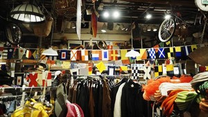 Jangan Keliru, Ini Salah Kaprah Soal Thrift, Secondhand, dan Vintage Shop!
