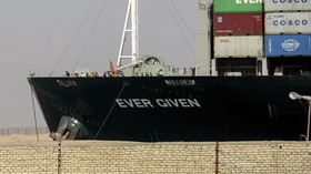 Macetkan Suez, Mesir Minta Ganti Rugi Rp13 T ke Ever Given