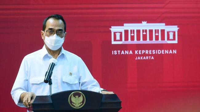 Menteri Perhubungan Budi Karya Sumadi mengatakan tiga sampai empat orang meninggal setiap jam di Indonesia akibat kecelakaan lalu lintas.