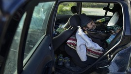 FOTO: Nasib Penduduk Spanyol Tinggal di Mobil Saat Pandemi