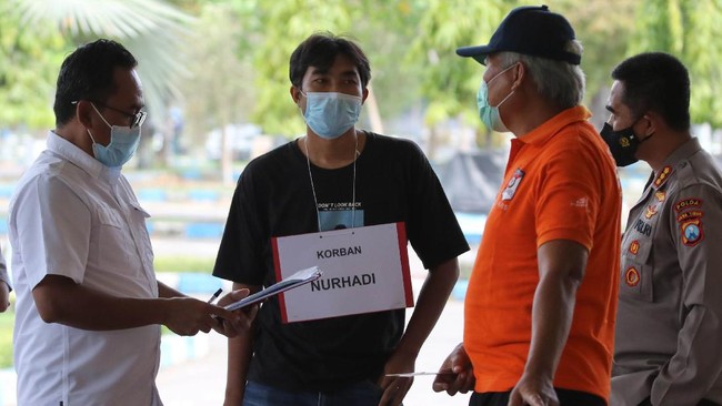 Ketua AJI Surabaya membeberkan mengenai kode etik, termasuk saat liputan investigasi, saat diperiksa Polda Jatim terkait penganiayaan koresponden Tempo Nurhadi.