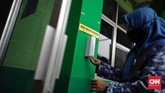 FOTO: Jelang Sekolah Tatap Muka di Masa Pandemi Sekolah mulai melakukan simulasi pembelajaran hybrid atau gabungan Pembelajaran Jarak Jauh (PJJ) dan tatap muka jelang buka sekolah Juli 2021.