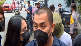 VIDEO: Kuasa Hukum Rizieq Soal Terduga Teroris Punya KTA FPI