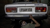 FOTO: Lada Legenda Soviet Jadi Simbol Gairah Otomotif Kuba Mobil Lada di Kuba merupakan sisa-sisa peninggalan Soviet yang kini jadi simbol otomotif bagi para pemiliknya.