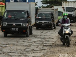 Pemkab Tangerang: Kerusakan Jl Raya Perancis Diperbaiki Akhir Tahun Ini