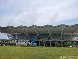 Hasil Rapat Dipimpin Jokowi: Bandara Kertajati Jadi Bengkel Pesawat