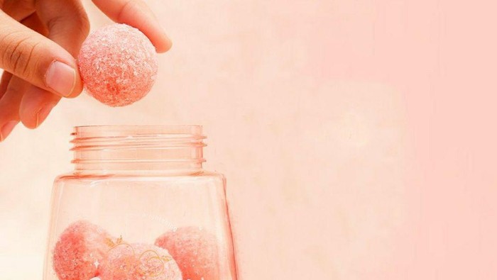 Raecca Cheewy Body Scrub, Cara Baru Me Time di Kamar Mandi