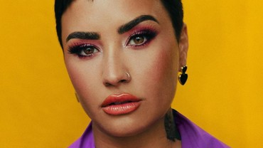 Lirik Lagu Unforgettable - Demi Lovato