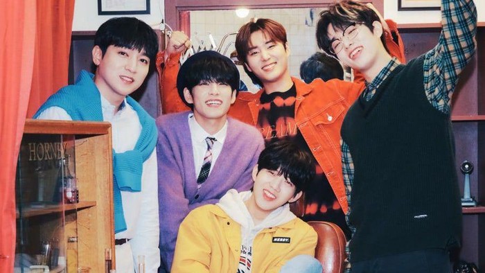 Gebetan Gak Peka? Kodein Dia dengan Lagu Day6