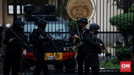 Mabes Polri Diserang, Mobil DVI hingga Tim Gegana Datangi TKP