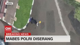 VIDEO: Orang Tak Dikenal Serang Mabes Polri, Ditembak Petugas