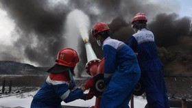 Pertamina Berhasil Padamkan Kebakaran Kilang Balongan