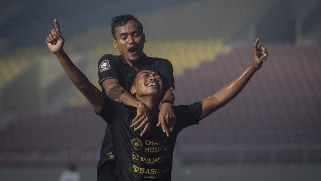 Berikut daftar empat tim lolos ke perempat final Piala Menpora 2021 hingga matchday terakhir Grup B, Rabu (31/3).