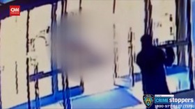 VIDEO: Seorang Perempuan Asia Dianaya di Dekat Times Square