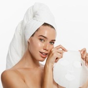 5 Cara Memanfaatkan Essence Sisa Sheet Mask, Gak Sia-sia!