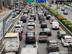Lalin Sejumlah Tol Arah Jakarta Padat Pagi Ini, Ini Titiknya