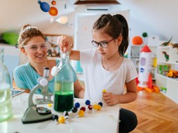 10 Ide Eksperimen Sains untuk Proyek Sekolah Anak SD