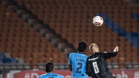 Persipura vs Madura United Ditunda karena Covid