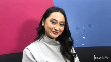 img-title Dibandingkan dengan Amanda Manopo, Ini Reaksi Memes Prameswari