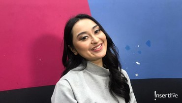img-title Jawab Tudingan Penyebab Billy-Amanda Putus, Memes Prameswari: Terserah