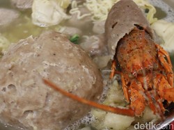 Nikmatnya Bakso Sultan, Bakso Sepanci yang Lagi Viral di Bandung