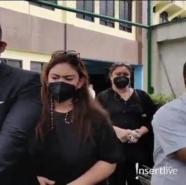 Dipertemukan Dennis Rizky Saat Mediasi, Thalita Latief Histeris