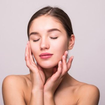 Rekomendasi Skincare Multifungsi, Cocok Buat yang Suka Mageran!