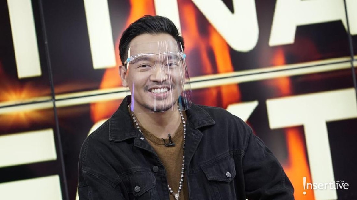 Nama Michael Yukinobu De Fretes semakin dikenal dikalangan masyarakat&period; Berikut penampilannya saat pertama kali datang di Acara TV Live&excl;