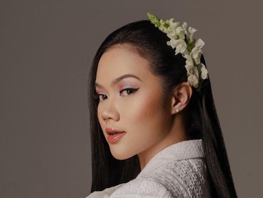 img-title Seperti Ari Lasso, Yura Yunita Juga Kecewa dengan Armada Penerbangan