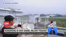 VIDEO: Nongkrong di Kafe Sambil Melihat Pesawat