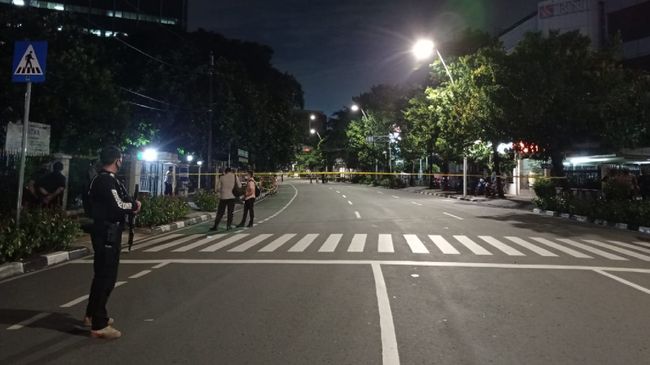 Kronologi Penemuan Benda Mencurigakan di Gereja Effatha Benda mencurigakan ditemukan di sekitar Gereja Effatha, Kebayoran Baru, Jakarta Selatan, pada Jumat (2/4).