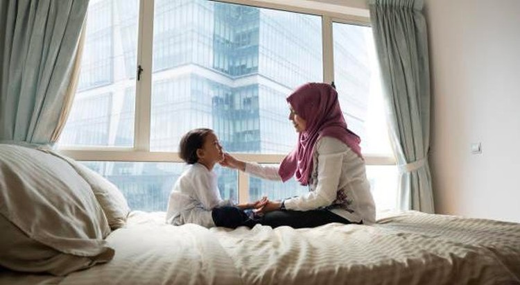 NAMA-NAMA MALAIKAT YANG PERLU DIKETAHUI Mengajarkan rukun iman kepada Si Kecil memang penting dilakukan sejak dini. Bagaimana caranya? Berikut penjelasannya.