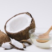 Cara Mudah Membuat Masker Rambut dari Minyak Kelapa, Coba Yuk!