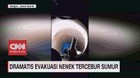 VIDEO: Dramatis, Evakuasi Nenek Tercebur Sumur