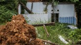 FOTO: Menengok Hening Kampung Tak Berpenghuni di Banten Kampung Cigobang, Kabupaten Lebak, Banten kini tak berpenghuni setelah dilanda bencana banjir bandang dan longsor pada Januari 2020 lalu.