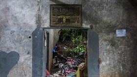 FOTO: Menengok Hening Kampung Tak Berpenghuni di Banten