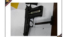 KPK Temukan 15 Senjata Api Saat Geledah Rumah Dito Mahendra