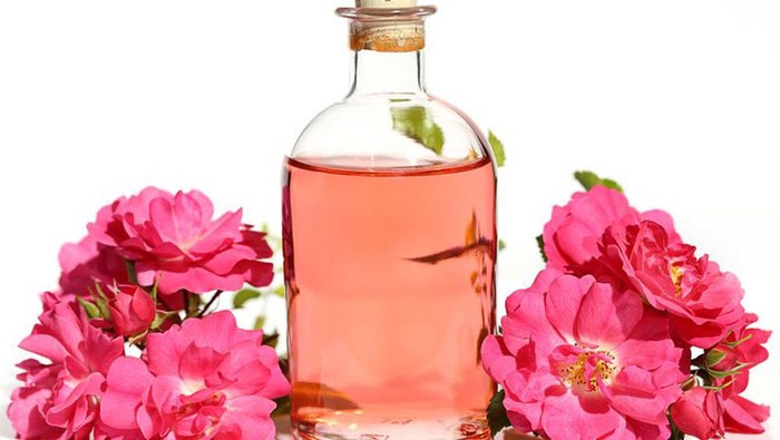 Rekomendasi Produk Rose Water, Semua di Bawah 50ribu!