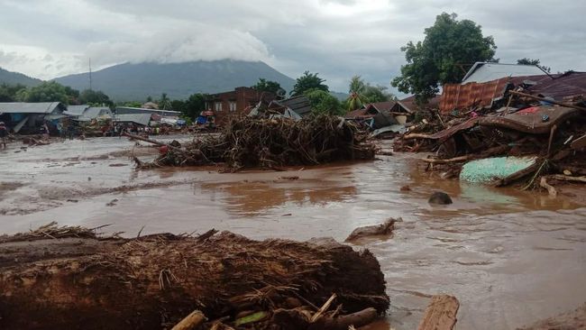 Mengenal Siklon Tropis Seroja yang Hantam NTT Senin Dini Hari