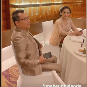 Ciee... Anang Hermansyah dengan Canggung Puji Krisdayanti