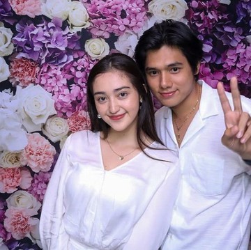 Potret Perjalanan Cinta Ranty Maria dan Rayn Wijaya, Berawal Cinlok!