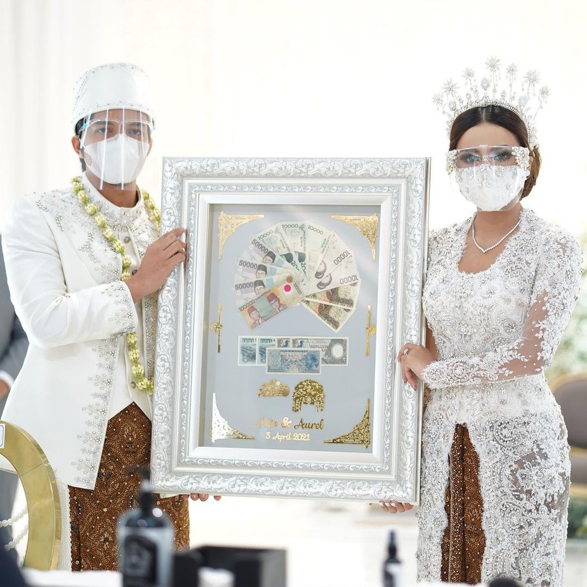 Atta Halilintar dan Aurel Hermansyah sudah resmi menikah&period; Berikut deretan momen pernikahan keduanya&excl;